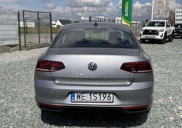 Volkswagen Passat cena 77900 przebieg: 124800, rok produkcji 2020 z Wojkowice małe 232